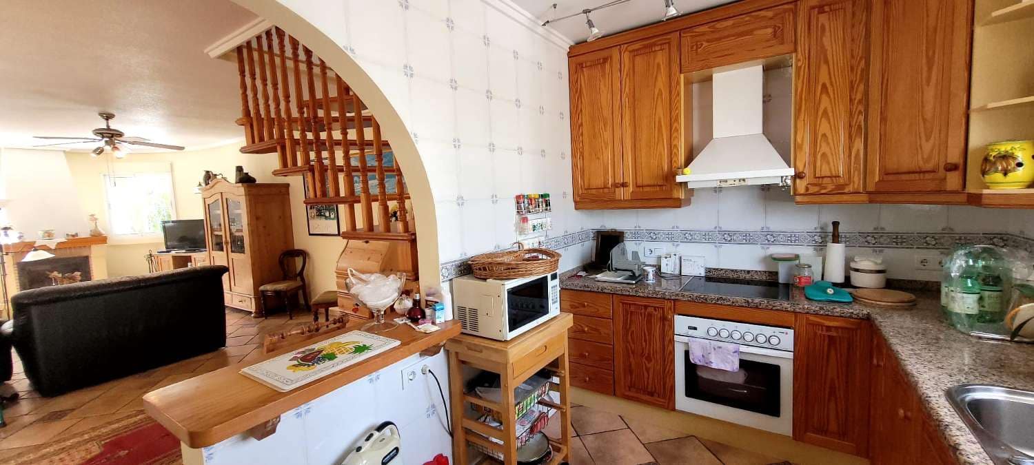 3 bedroom Villa for sale in Pinar de Campoverde with pool - € 399,000 (Ref: 9679505)