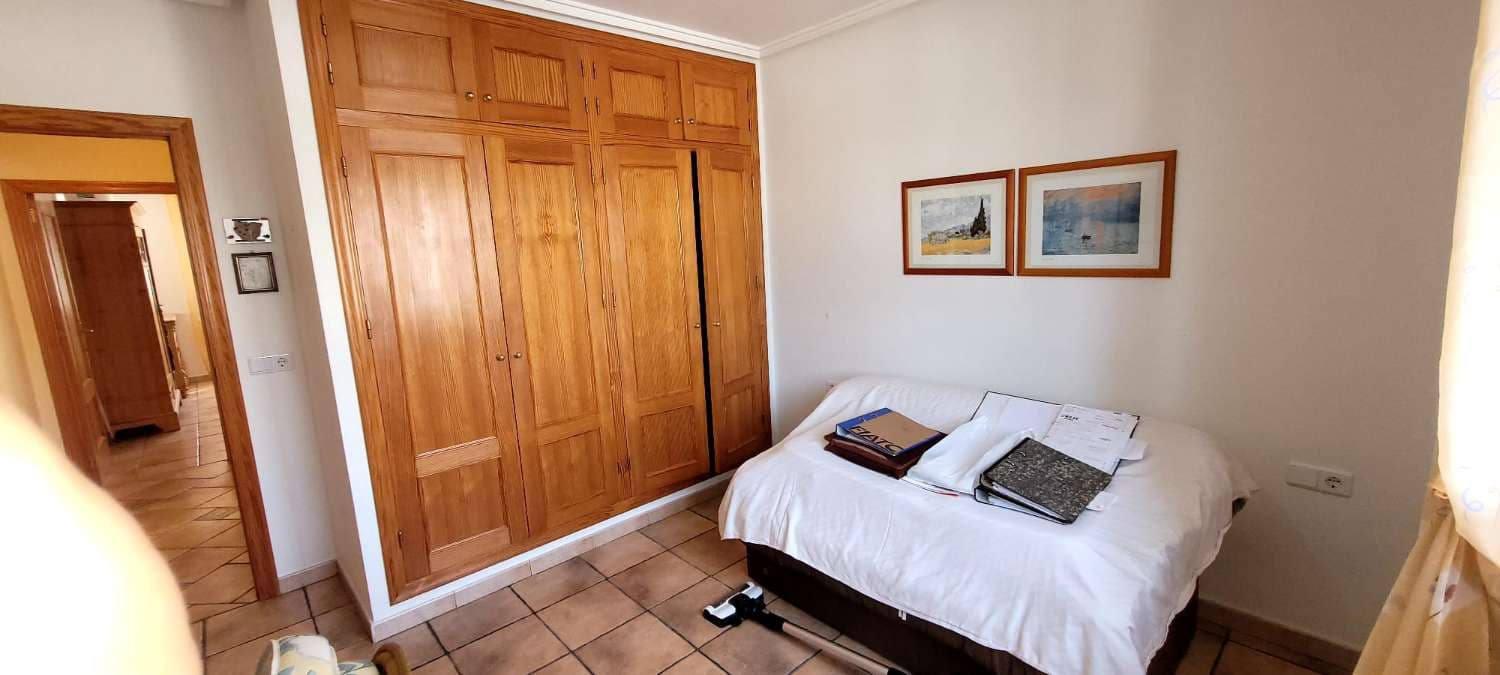 3 bedroom Villa for sale in Pinar de Campoverde with pool - € 399,000 (Ref: 9679505)