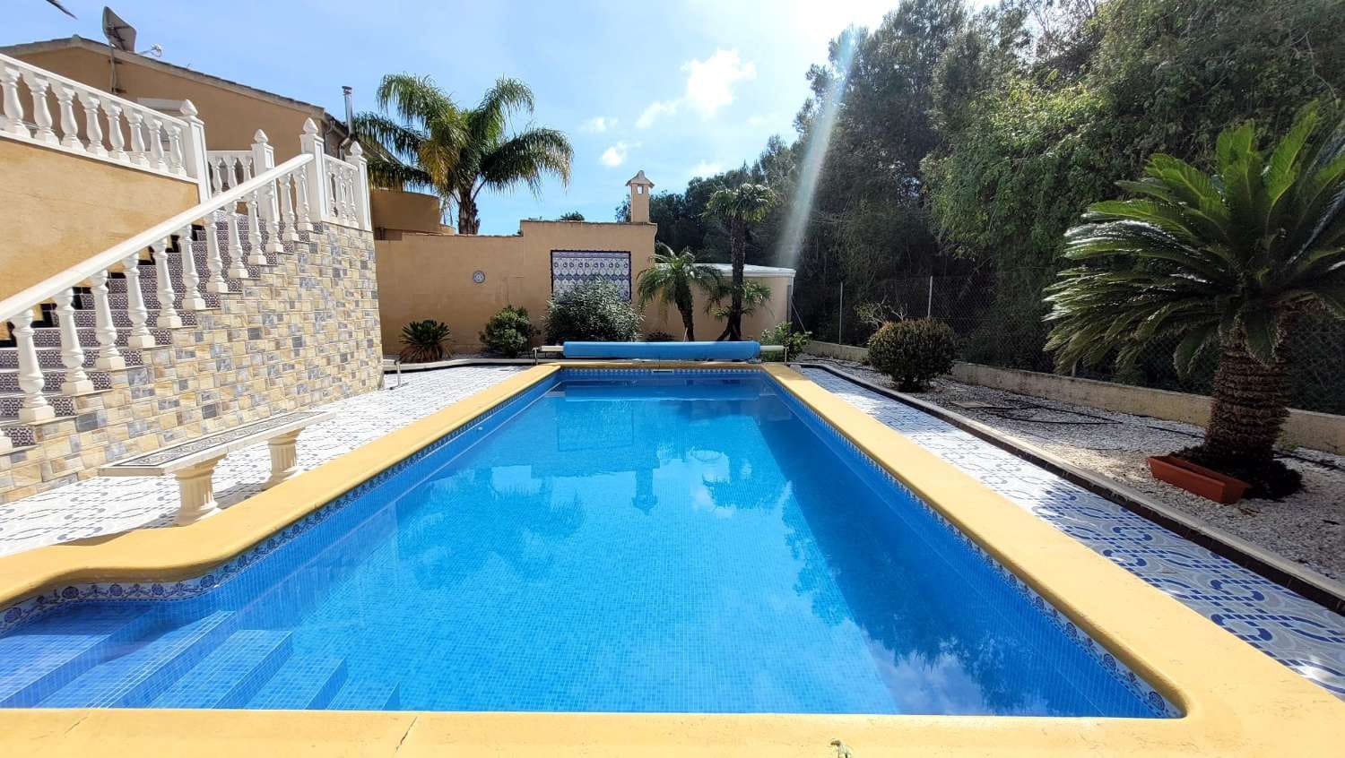 3 bedroom Villa for sale in Pinar de Campoverde with pool - € 399,000 (Ref: 9679505)