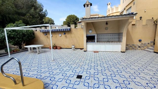 3 Zimmer Villa zu verkaufen in Pinar de Campoverde, Pilar de la Horadada mit Pool - 399.000 € (Ref: 9679505)