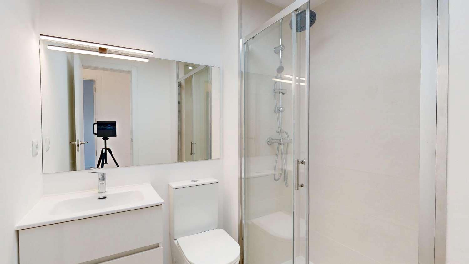 2 makuuhuone Ranta-asunto myytävänä paikassa Orihuela Costa mukana uima-altaan - 225 000 € (Ref: 9714543)