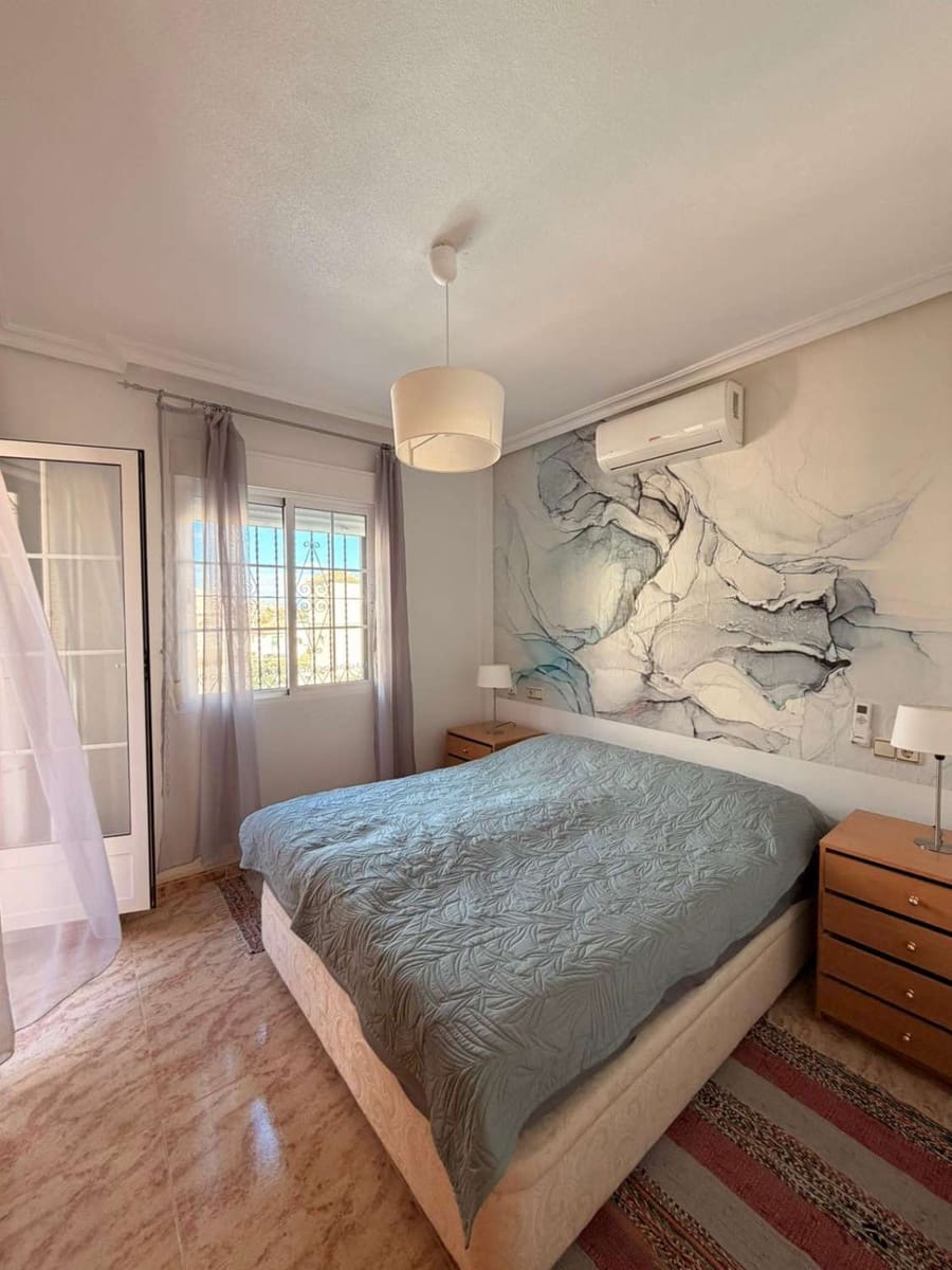 3 soverom Rekkehus til salgs i Orihuela Costa med svømmebasseng - € 239 000 (Ref: 9735214)