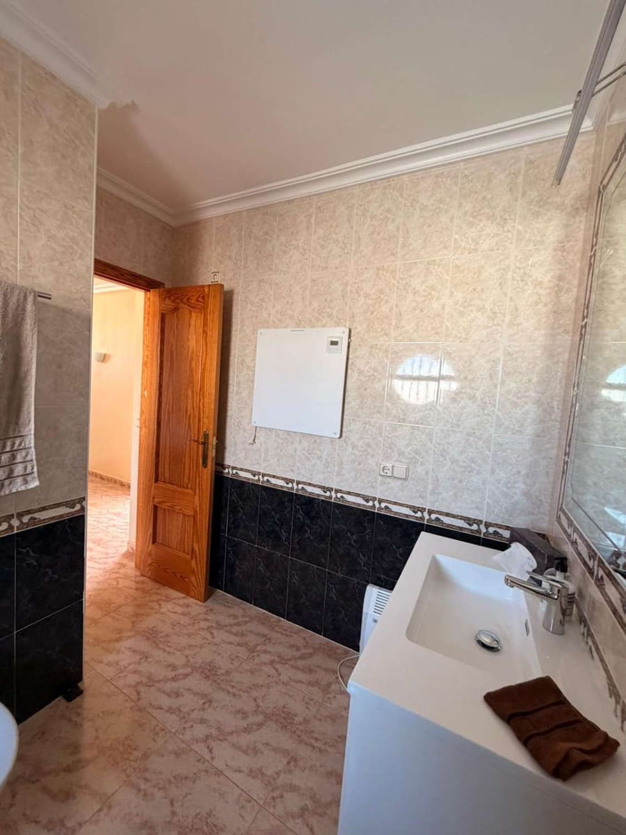 3 soverom Rekkehus til salgs i Orihuela Costa med svømmebasseng - € 239 000 (Ref: 9735214)