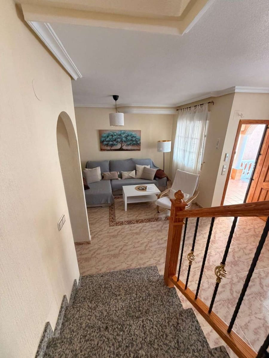 3 soverom Rekkehus til salgs i Orihuela Costa med svømmebasseng - € 239 000 (Ref: 9735214)