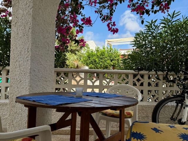 2 soveværelse Bungalow til salg i La Siesta, Torrevieja - € 105.000 (Ref: 9788170)