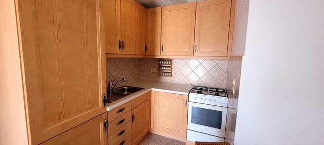 Bungalow de 2 habitaciones en La Siesta, Torrevieja en venta - 105.000 € (Ref: 9788170)