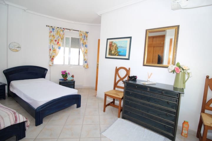 3 sypialnia Willa na sprzedaż w La Siesta z basenem - 370 000 € (Ref: 9790284)