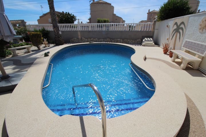 3 sypialnia Willa na sprzedaż w La Siesta z basenem - 370 000 € (Ref: 9790284)