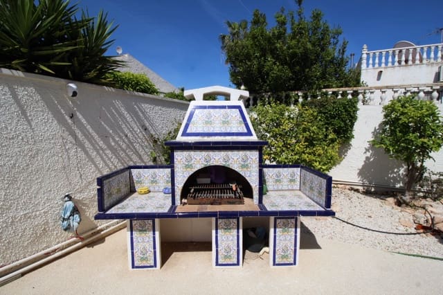 3 sypialnia Willa na sprzedaż w La Siesta, Torrevieja z basenem - 370 000 € (Ref: 9790284)