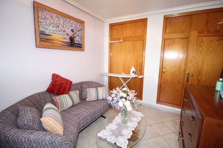 3 sypialnia Willa na sprzedaż w La Siesta z basenem - 370 000 € (Ref: 9790284)