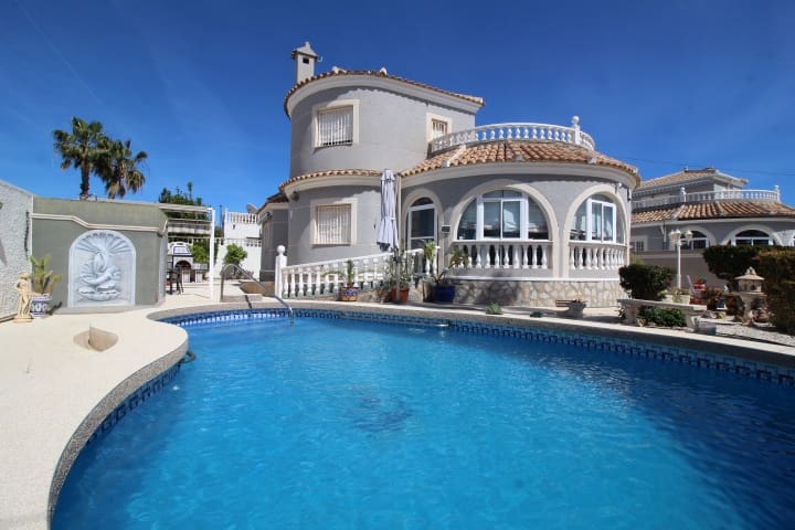 3 sypialnia Willa na sprzedaż w La Siesta z basenem - 370 000 € (Ref: 9790284)