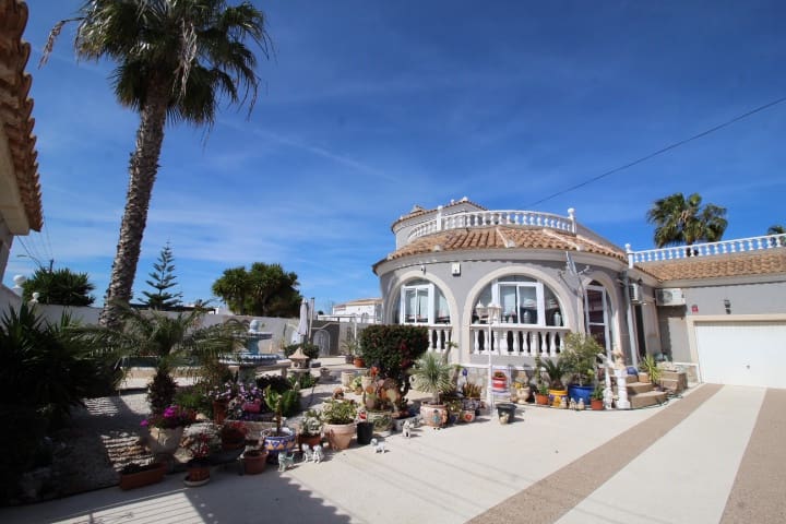 3 sypialnia Willa na sprzedaż w La Siesta z basenem - 370 000 € (Ref: 9790284)