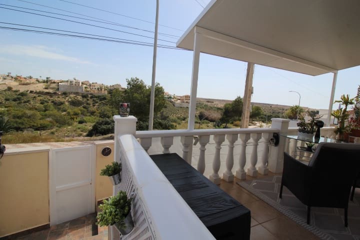 3 makuuhuone Rivitalo myytävänä paikassa San Fulgencio - 258 000 € (Ref: 9796543)