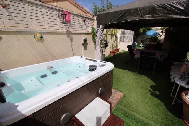 3 makuuhuone Rivitalo myytävänä paikassa San Fulgencio - 258 000 € (Ref: 9796543)