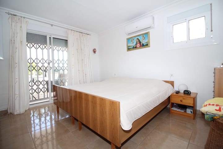 3 makuuhuone Rivitalo myytävänä paikassa San Fulgencio - 258 000 € (Ref: 9796543)