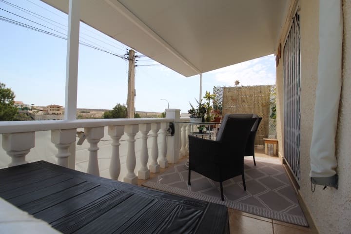 3 makuuhuone Rivitalo myytävänä paikassa San Fulgencio - 258 000 € (Ref: 9796543)