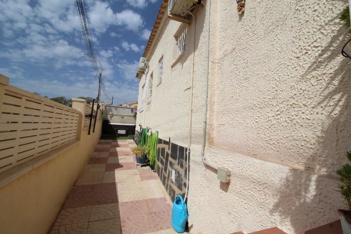 3 makuuhuone Rivitalo myytävänä paikassa San Fulgencio - 258 000 € (Ref: 9796543)