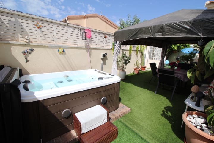 3 makuuhuone Rivitalo myytävänä paikassa San Fulgencio - 258 000 € (Ref: 9796543)