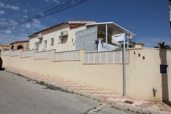 3 makuuhuone Rivitalo myytävänä paikassa San Fulgencio - 258 000 € (Ref: 9796543)