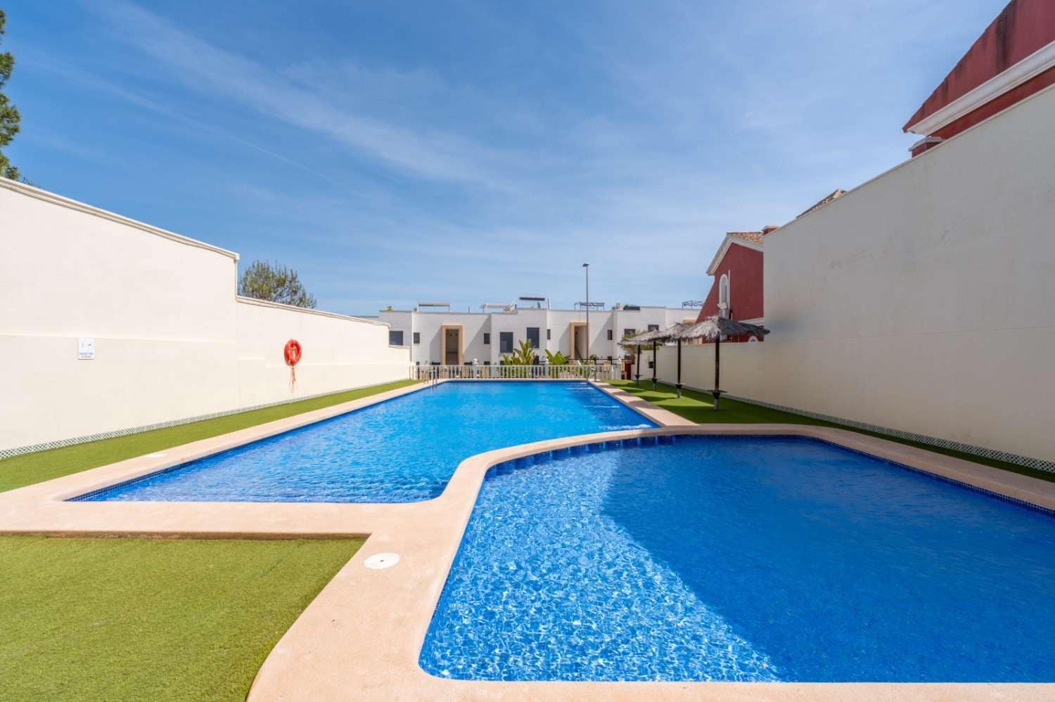 3 Zimmer Doppelhaus zu verkaufen in Orihuela Costa mit Pool - 269.800 € (Ref: 9811273)