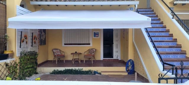 Bungalow de 1 habitación en San Miguel de Salinas en alquiler con piscina - 610 € (Ref: 9815589)