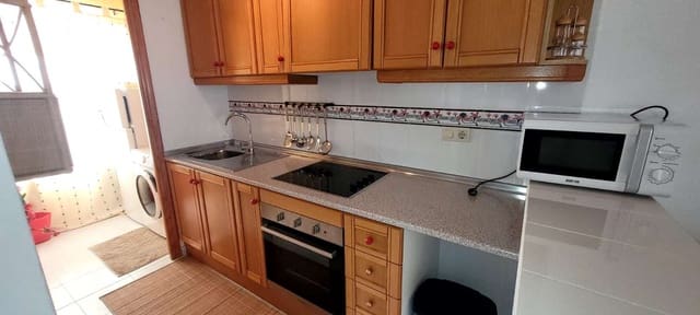 Bungalow de 1 habitación en San Miguel de Salinas en alquiler con piscina - 610 € (Ref: 9815589)