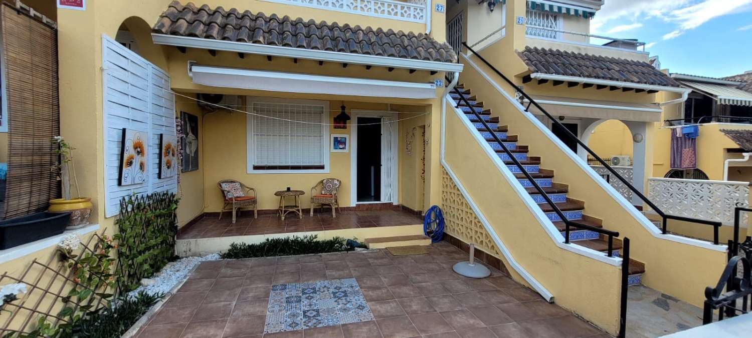 Bungalow de 1 habitación en San Miguel de Salinas en alquiler con piscina - 610 € (Ref: 9815589)