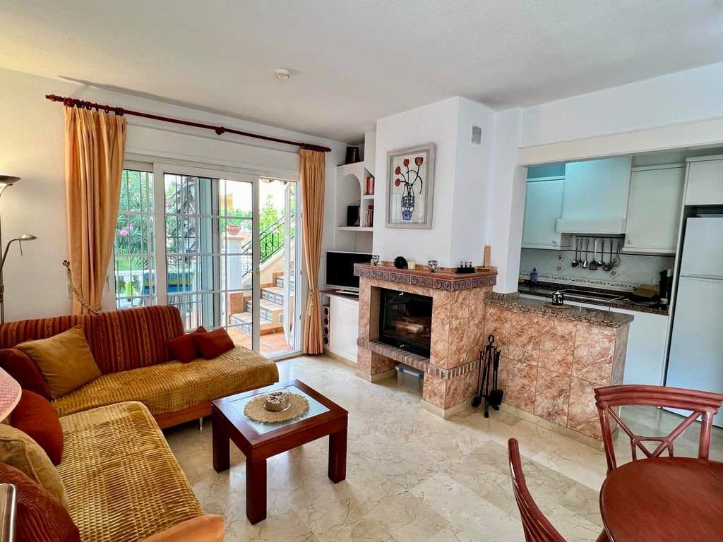 2 camera da letto Bungalow in vendita in Playa Flamenca con piscina - 249.000 € (Rif: 9828292)