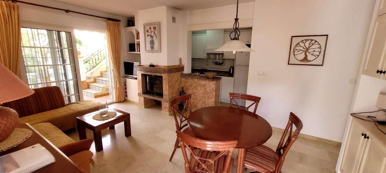 2 camera da letto Bungalow in vendita in Playa Flamenca con piscina - 249.000 € (Rif: 9828292)