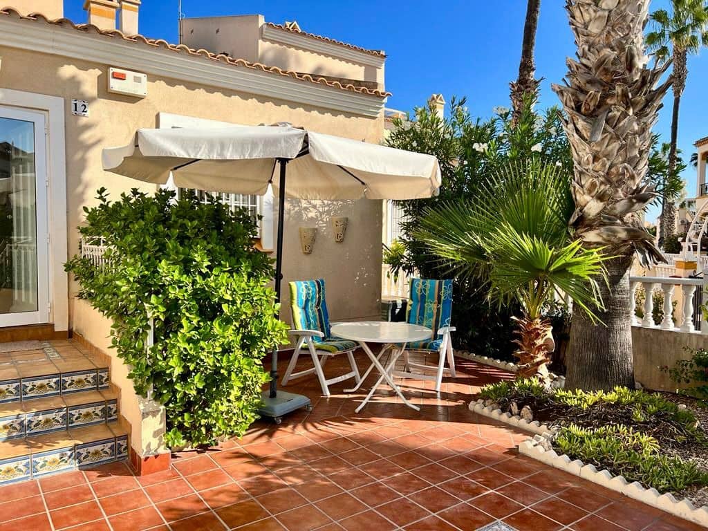 2 camera da letto Bungalow in vendita in Playa Flamenca con piscina - 249.000 € (Rif: 9828292)