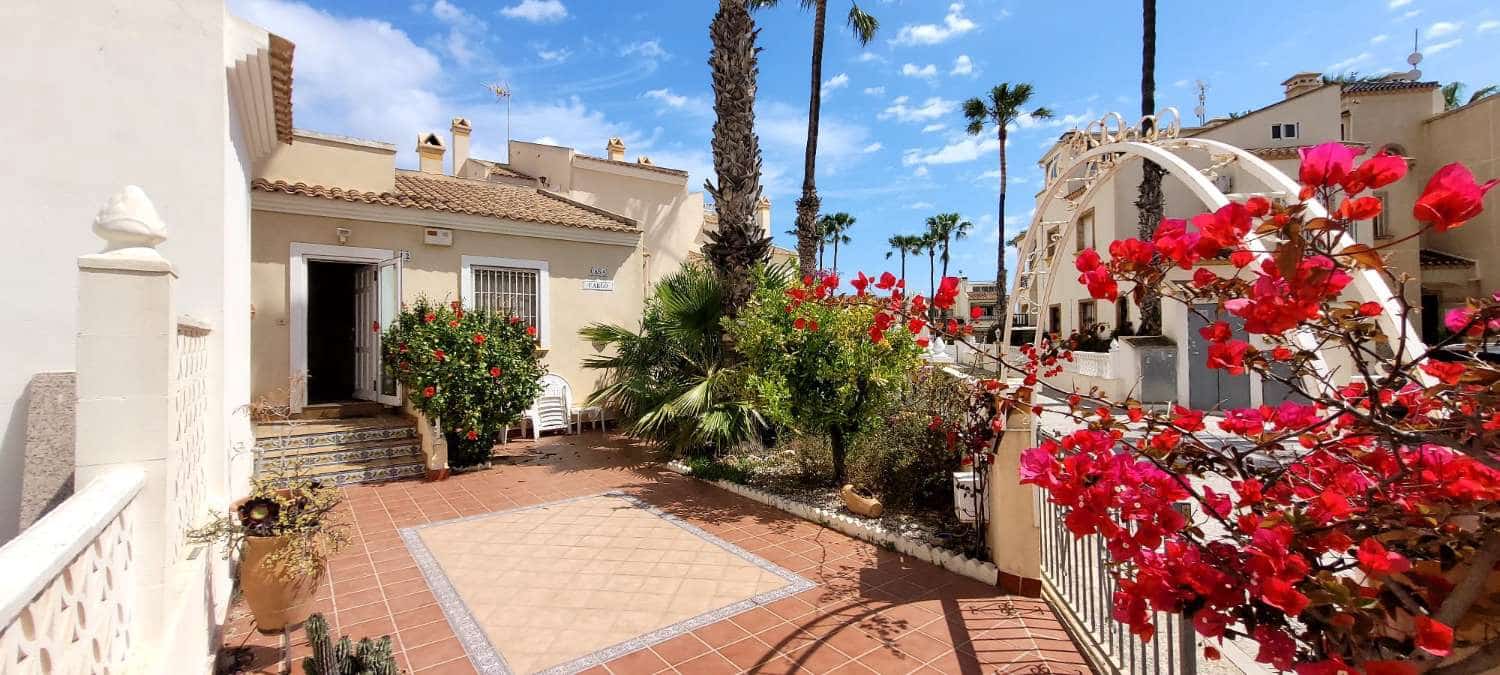 2 camera da letto Bungalow in vendita in Playa Flamenca con piscina - 249.000 € (Rif: 9828292)