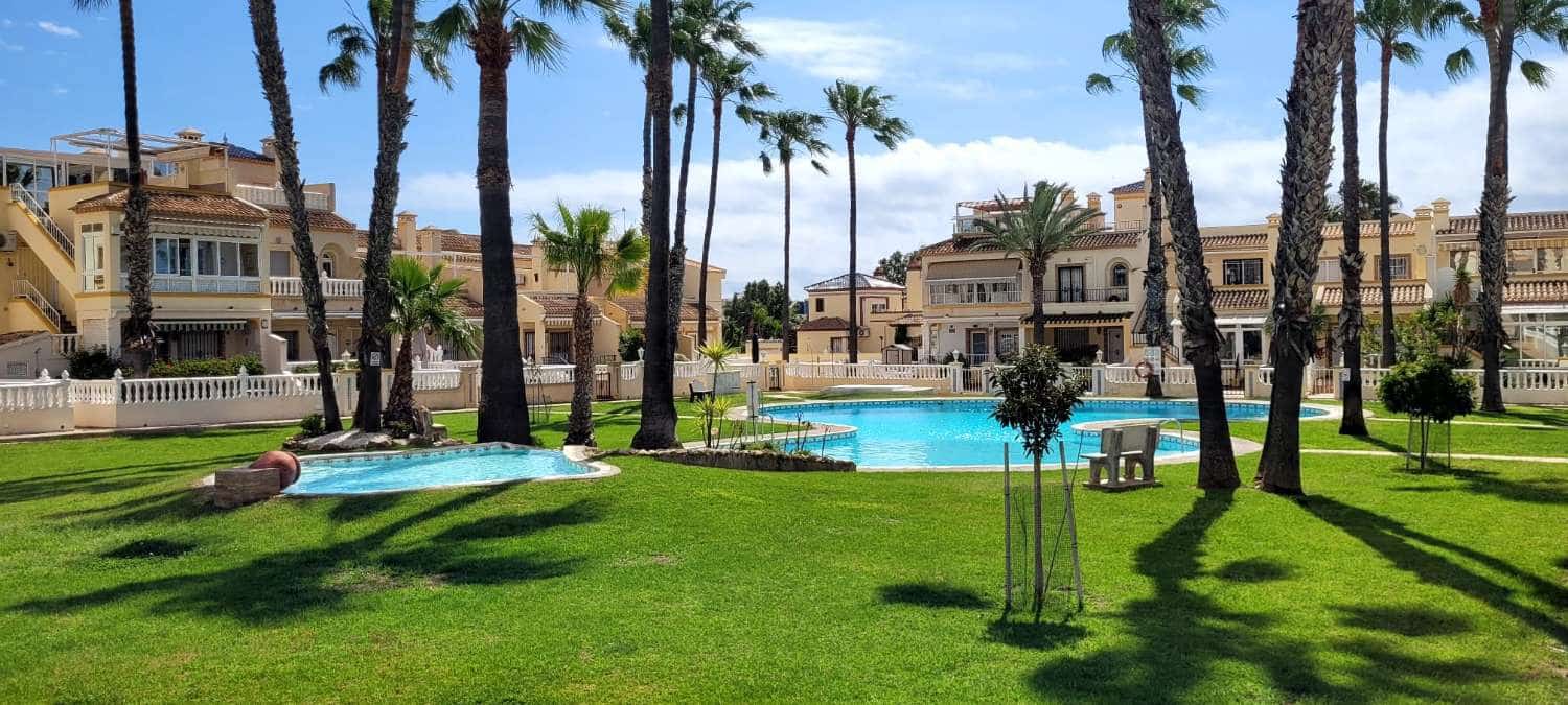 2 camera da letto Bungalow in vendita in Playa Flamenca con piscina - 249.000 € (Rif: 9828292)