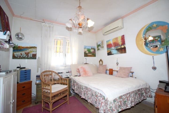 4 bedroom Villa for sale in Pilar de la Horadada with pool - € 350,000 (Ref: 9833299)