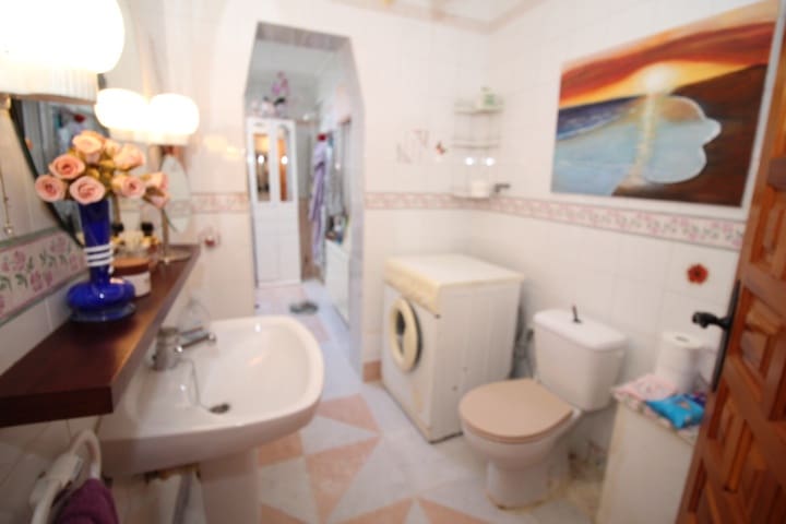 4 bedroom Villa for sale in Pilar de la Horadada with pool - € 350,000 (Ref: 9833299)