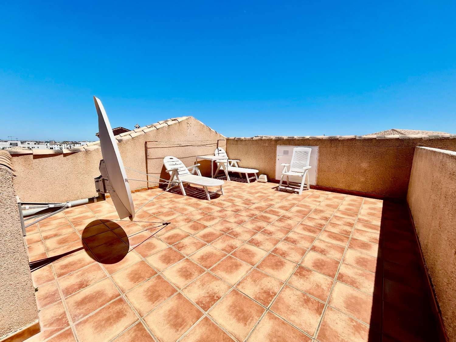 2 soveværelse Penthouse til salg i La Zenia med swimmingpool - € 165.000 (Ref: 9854980)