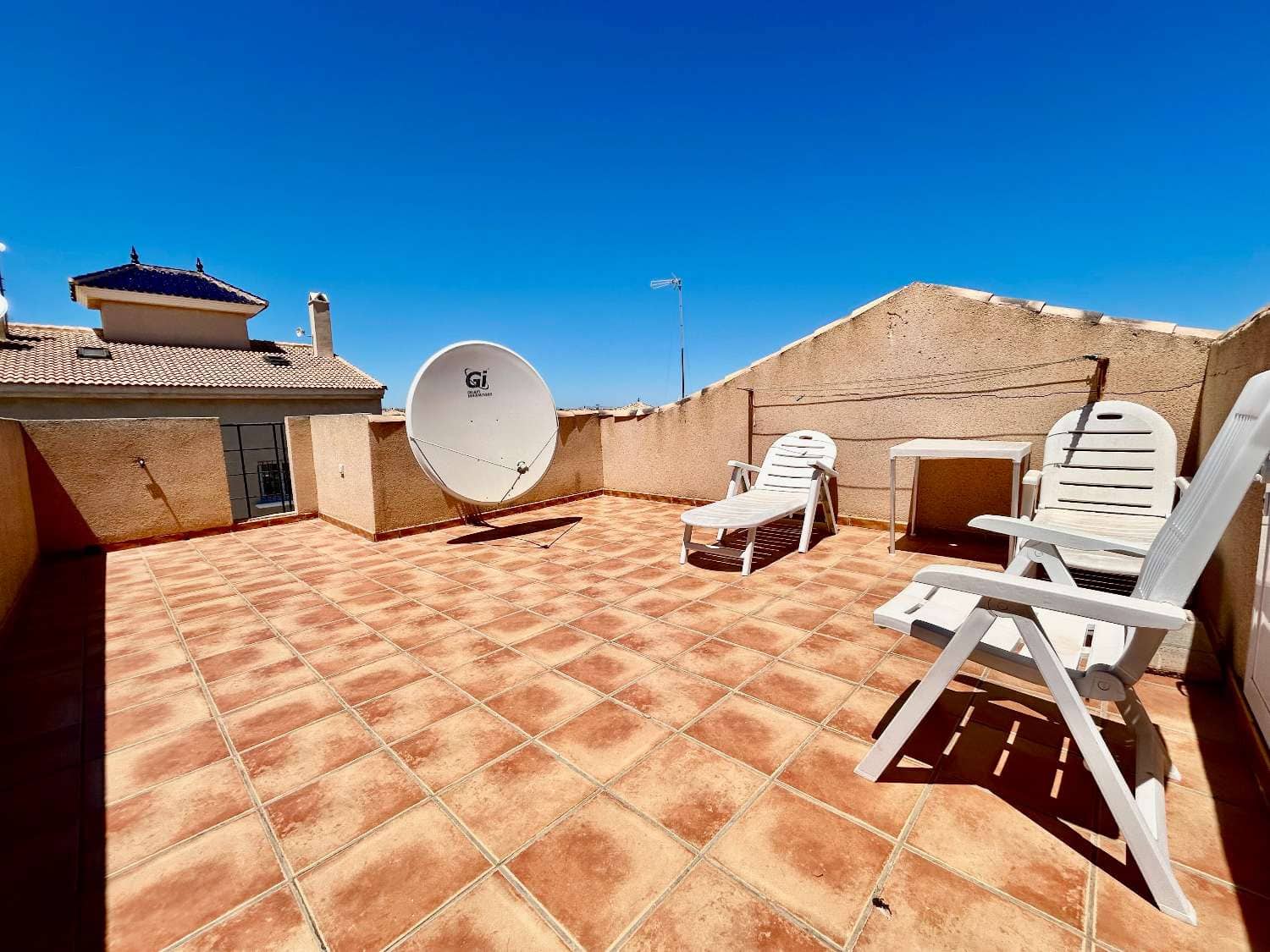 2 soveværelse Penthouse til salg i La Zenia med swimmingpool - € 165.000 (Ref: 9854980)