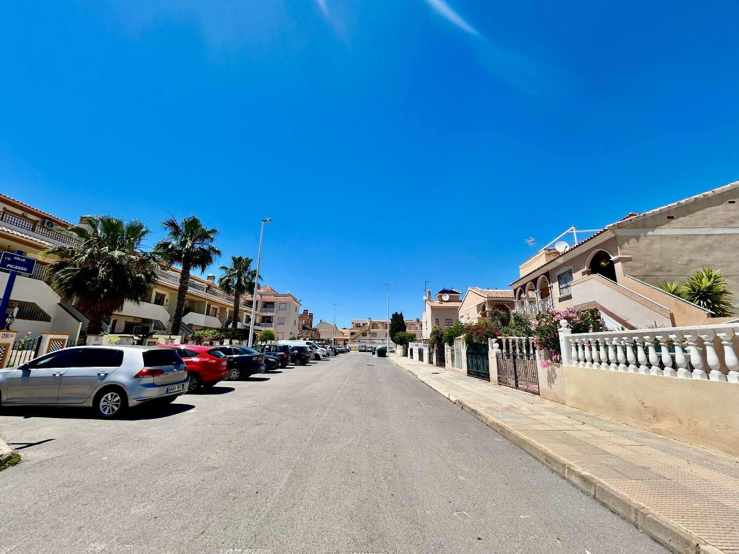 2 soveværelse Penthouse til salg i La Zenia med swimmingpool - € 165.000 (Ref: 9854980)