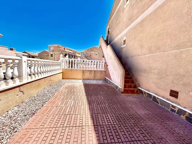 2 soveværelse Penthouse til salg i La Zenia, Orihuela med swimmingpool - € 165.000 (Ref: 9854980)