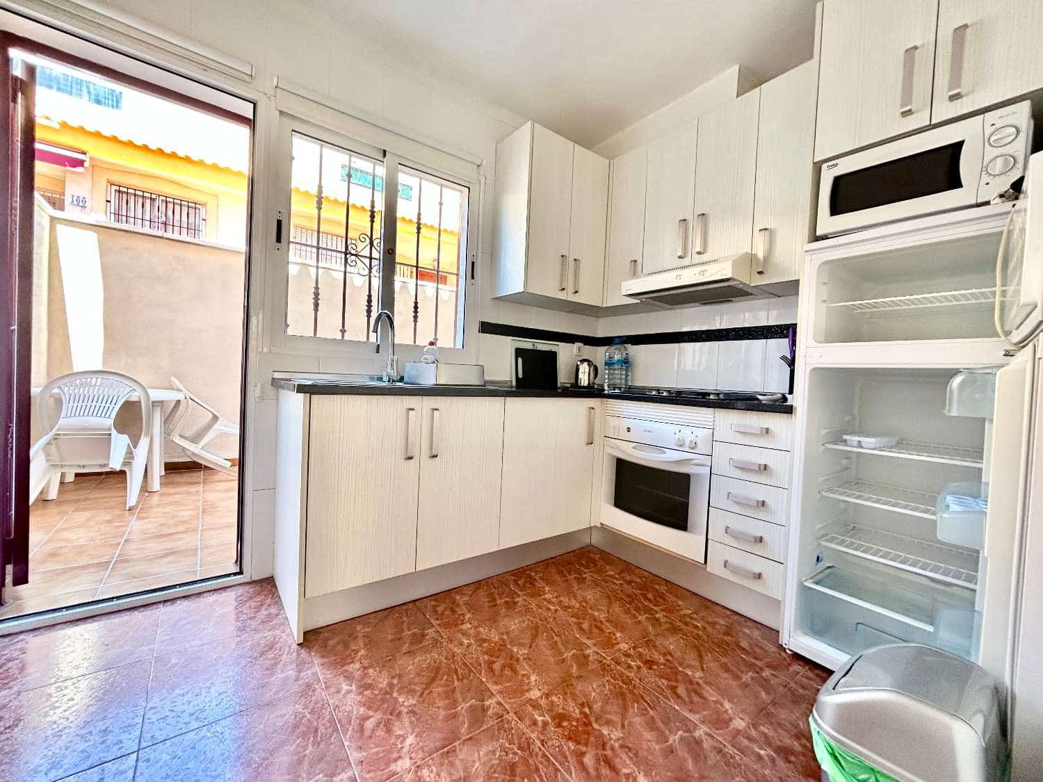 Apartamento Playa de 2 habitaciones en La Zenia en venta con piscina - 190.900 € (Ref: 9859101)