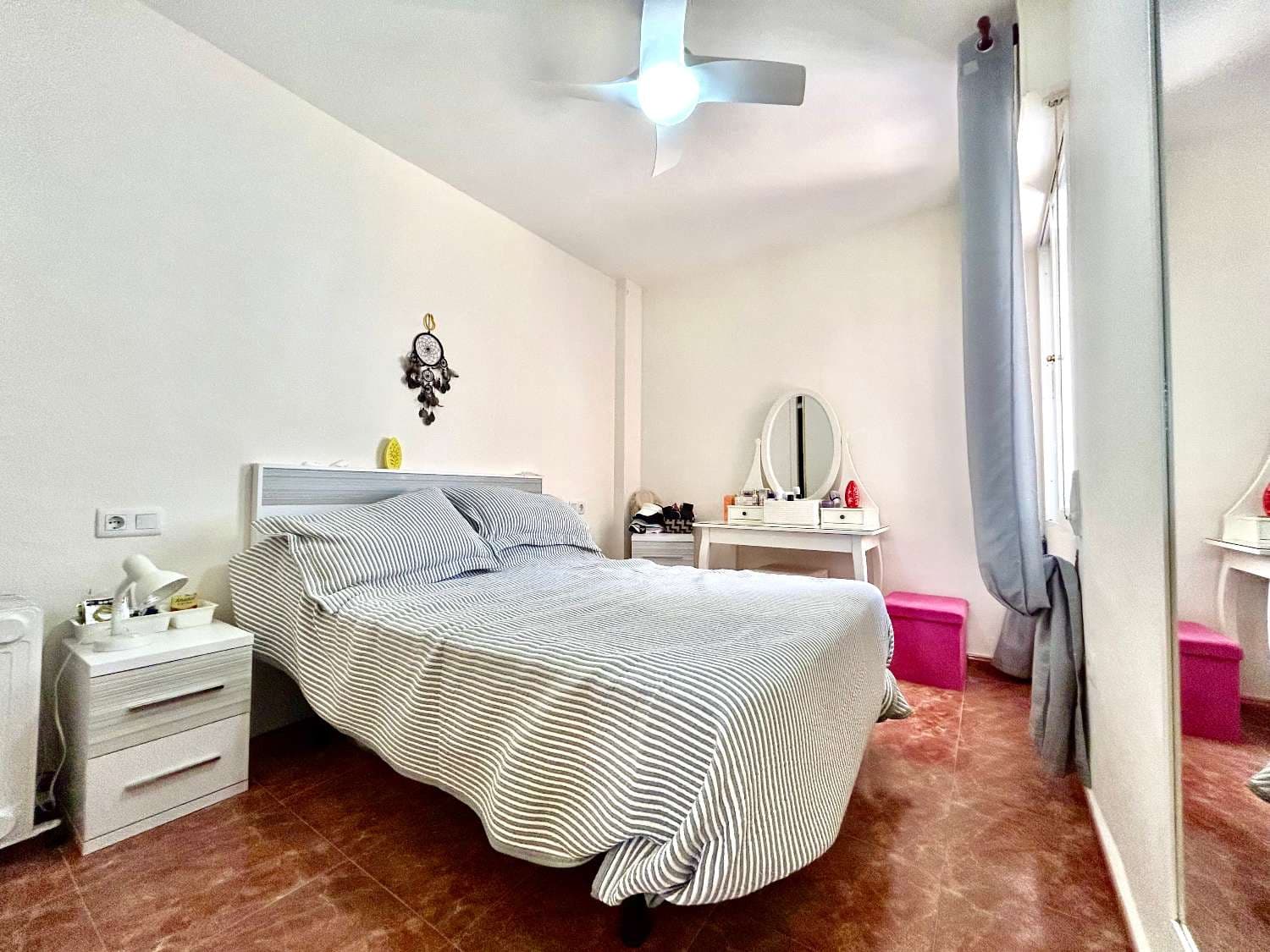 Apartamento Playa de 2 habitaciones en La Zenia en venta con piscina - 190.900 € (Ref: 9859101)