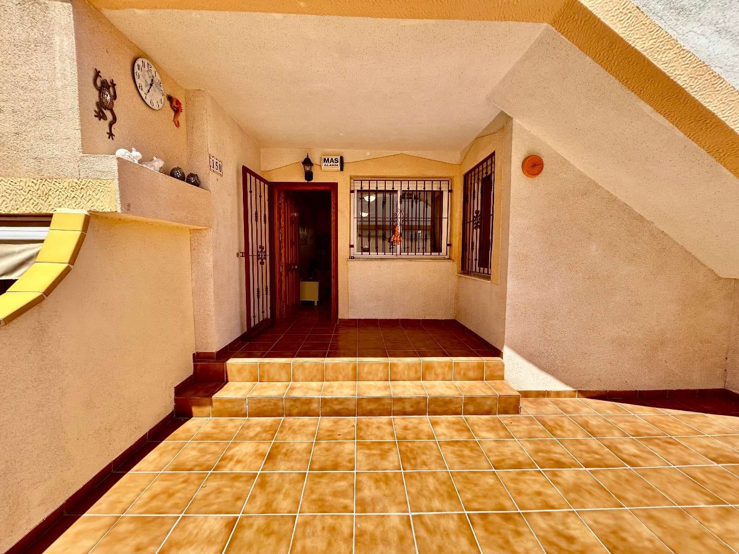 Apartamento Playa de 2 habitaciones en La Zenia en venta con piscina - 190.900 € (Ref: 9859101)