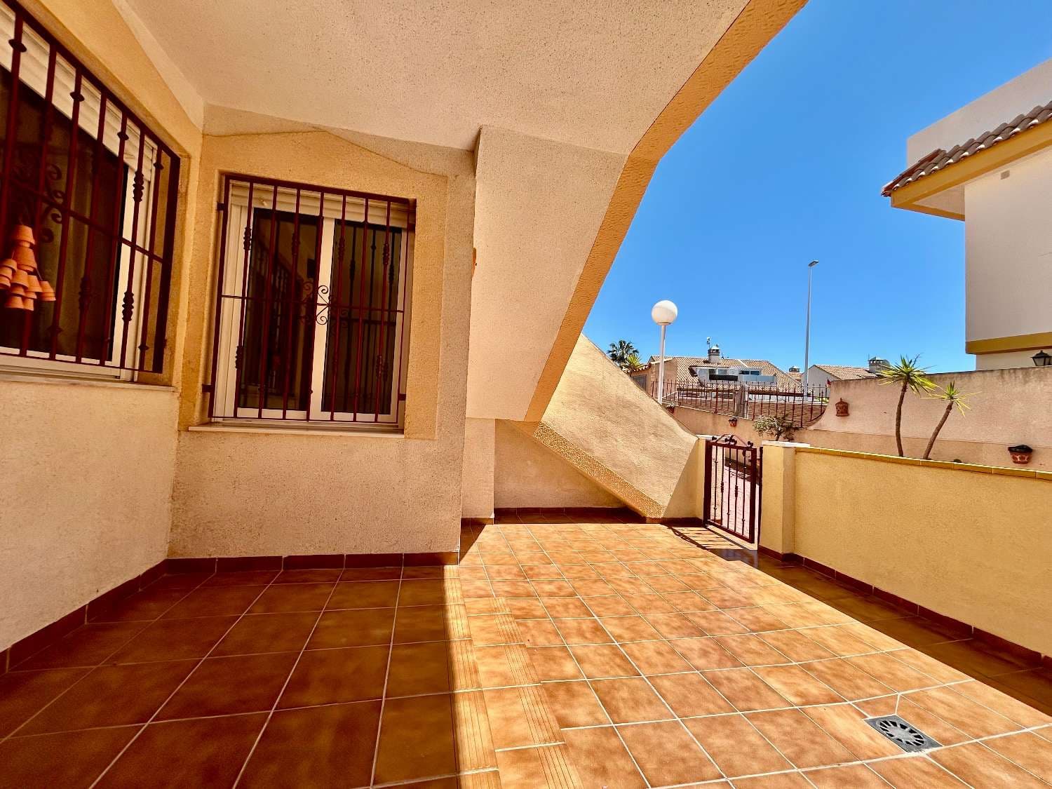 Apartamento Playa de 2 habitaciones en La Zenia en venta con piscina - 190.900 € (Ref: 9859101)