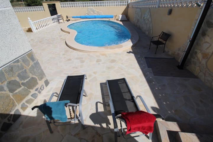 2 quarto Moradia para venda em San Miguel de Salinas com piscina - 389 000 € (Ref: 9864072)