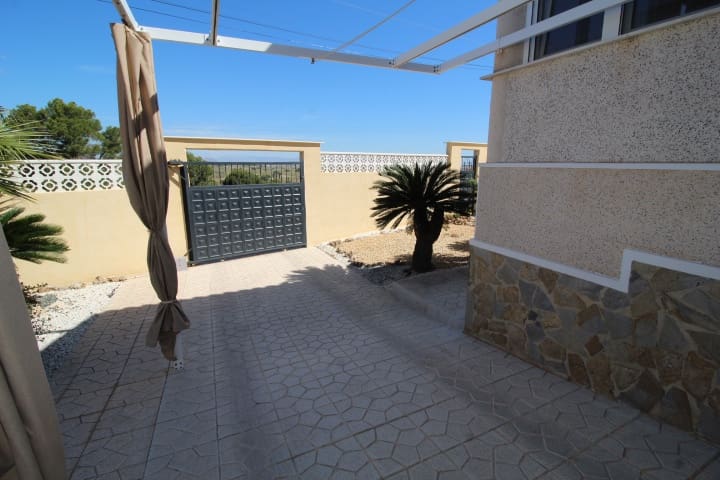 2 quarto Moradia para venda em San Miguel de Salinas com piscina - 389 000 € (Ref: 9864072)