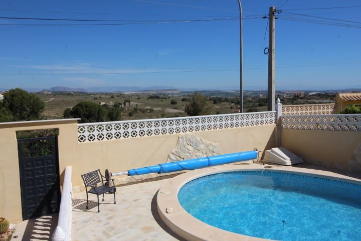 2 quarto Moradia para venda em San Miguel de Salinas com piscina - 389 000 € (Ref: 9864072)