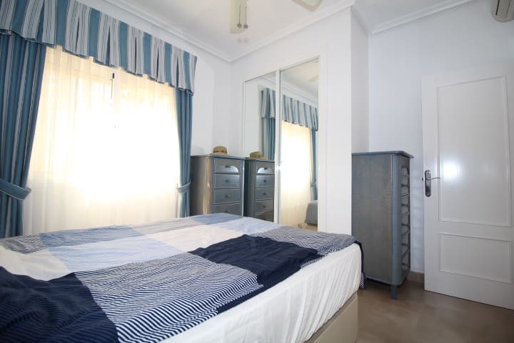 2 quarto Moradia para venda em San Miguel de Salinas com piscina - 389 000 € (Ref: 9864072)