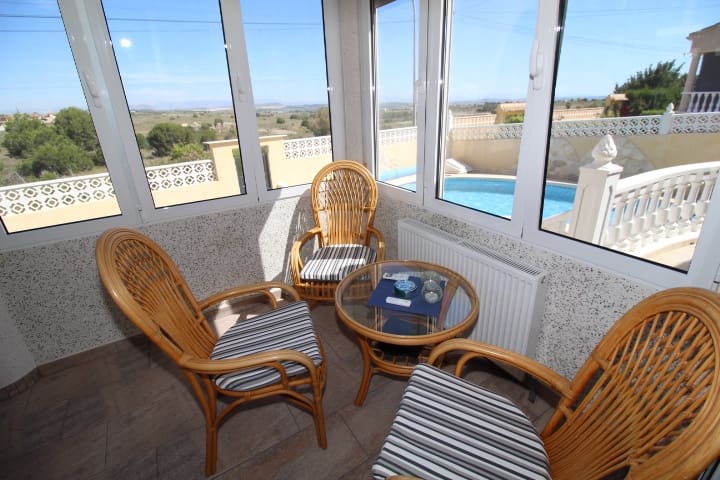 2 quarto Moradia para venda em San Miguel de Salinas com piscina - 389 000 € (Ref: 9864072)