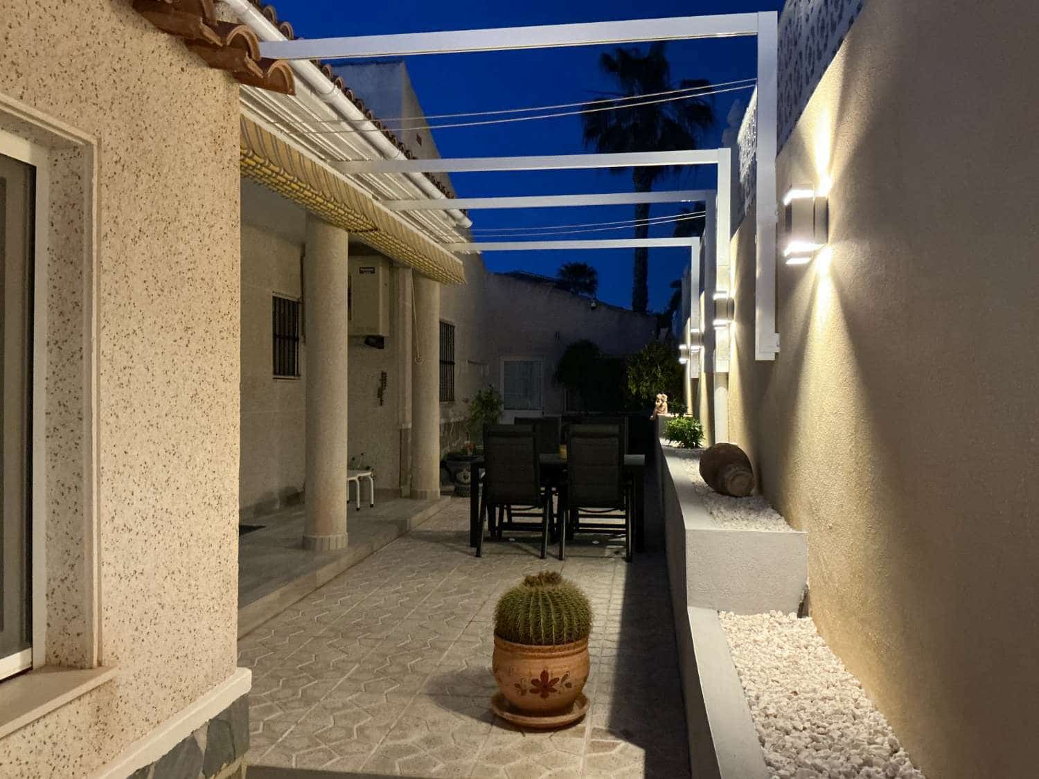 2 quarto Moradia para venda em San Miguel de Salinas com piscina - 389 000 € (Ref: 9864072)