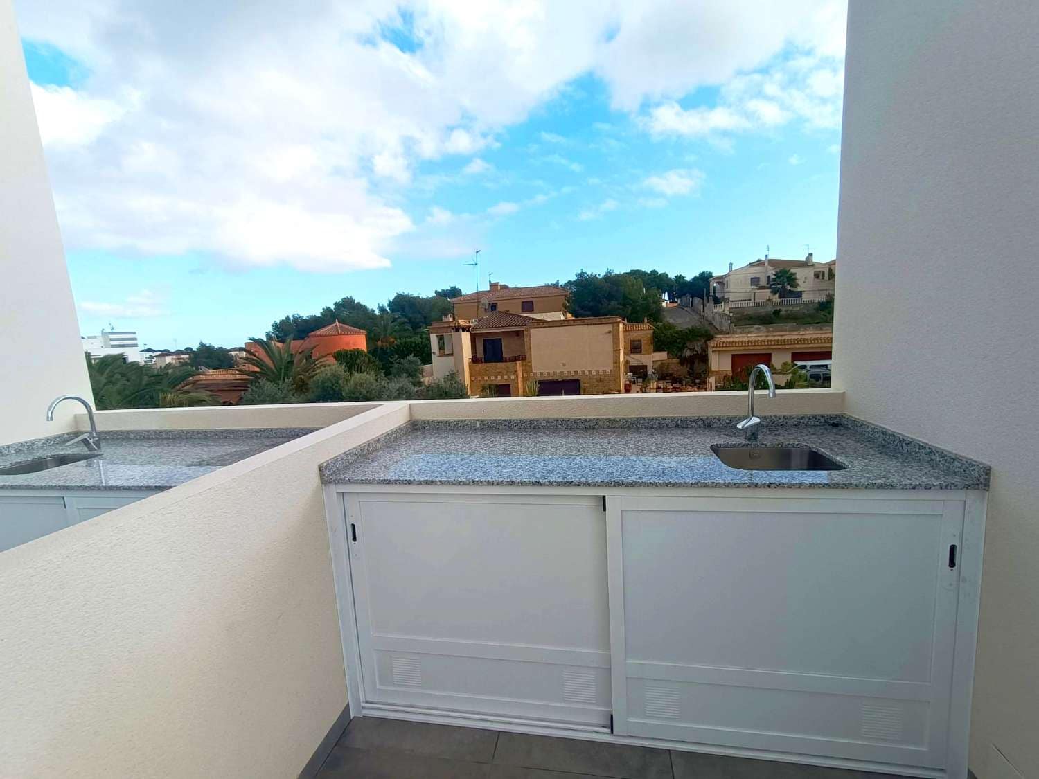 2 soverom Kjedet enebolig til salgs i Orihuela med svømmebasseng - € 434 950 (Ref: 9864073)