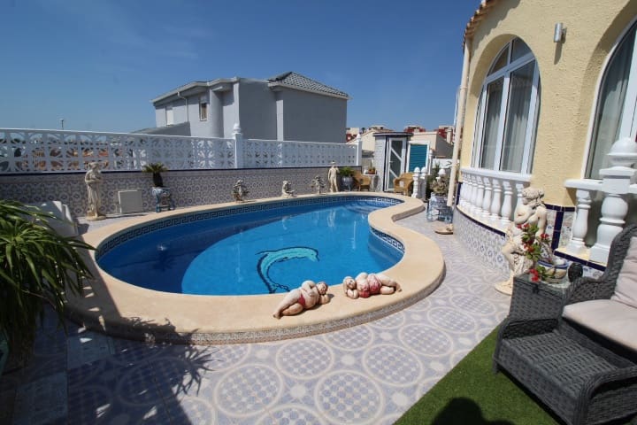 4 quarto Moradia para venda em Orihuela Costa com piscina - 399 000 € (Ref: 9877925)